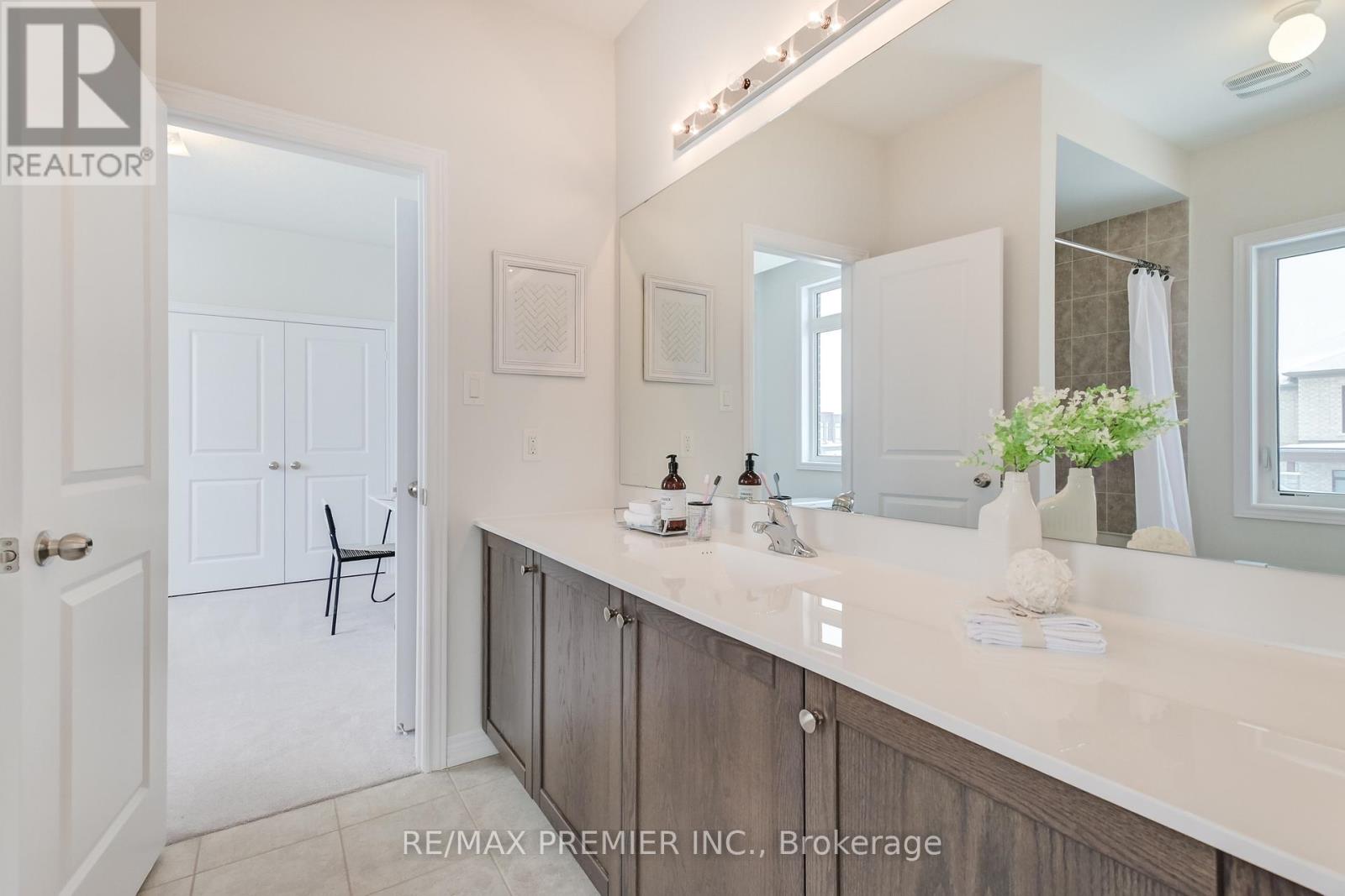 245 Mckean Drive, Whitchurch-Stouffville, Ontario  L4A 0S1 - Photo 38 - N12720644