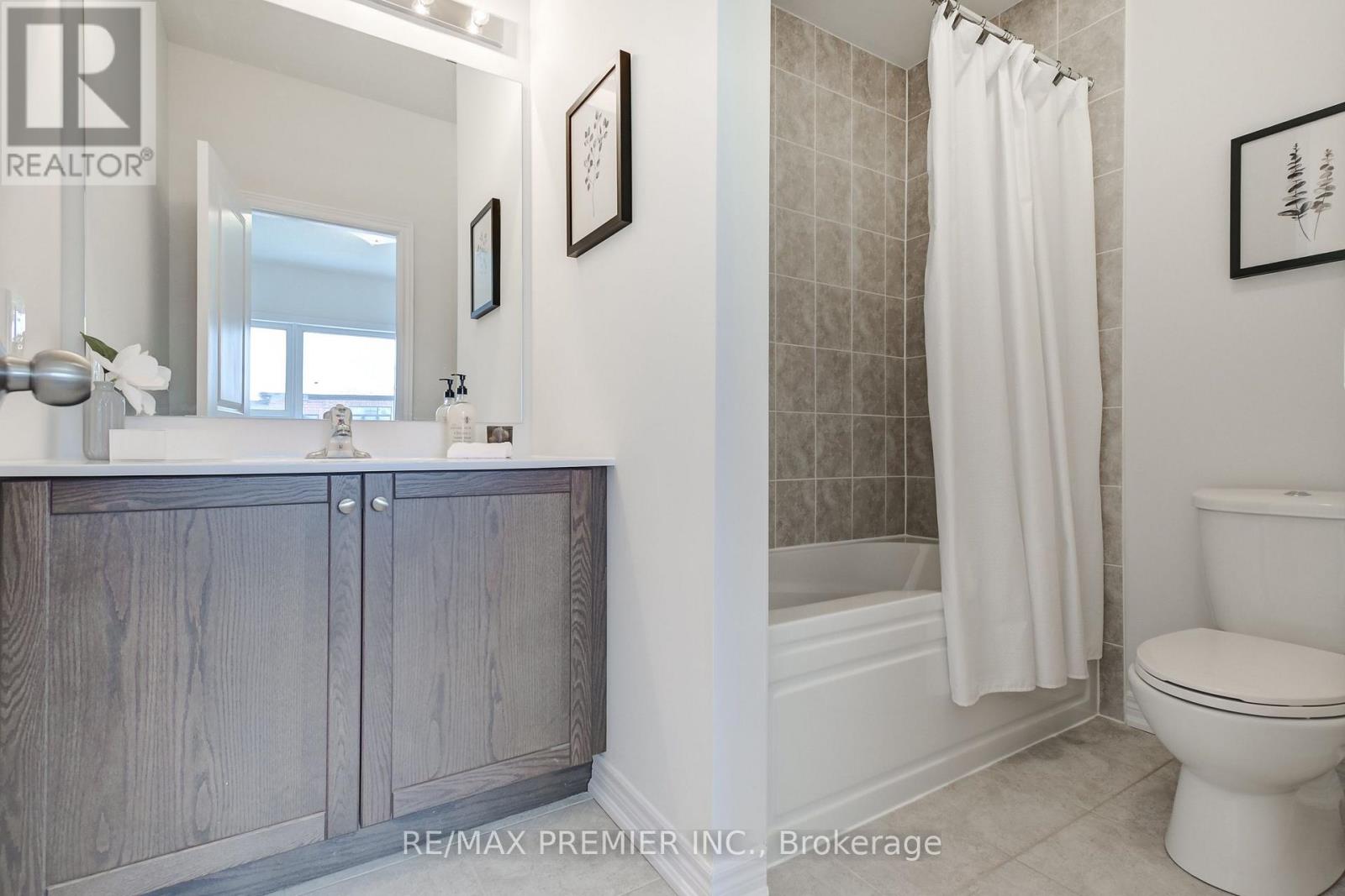 245 Mckean Drive, Whitchurch-Stouffville, Ontario  L4A 0S1 - Photo 43 - N12720644