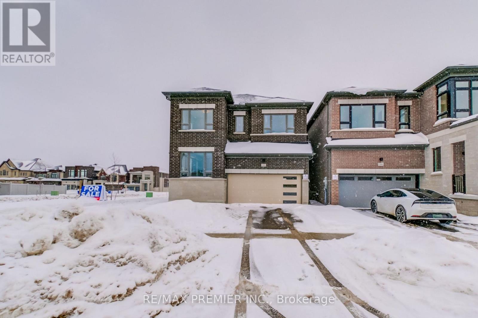 245 Mckean Drive, Whitchurch-Stouffville, Ontario  L4A 0S1 - Photo 6 - N12720644