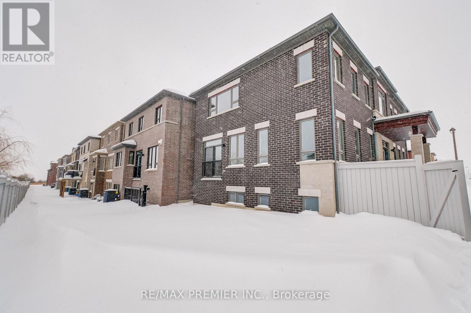 245 Mckean Drive, Whitchurch-Stouffville, Ontario  L4A 0S1 - Photo 48 - N12720644