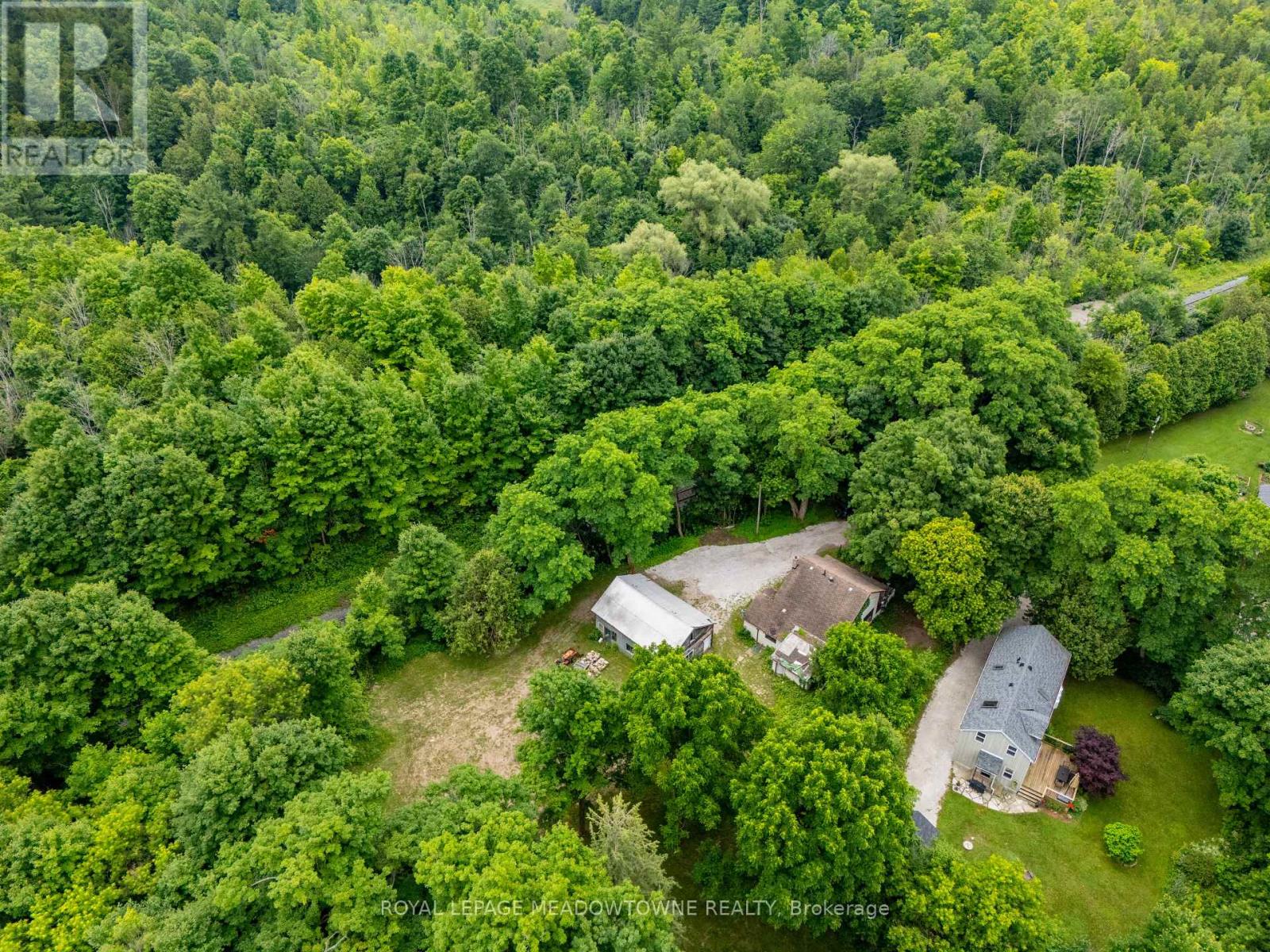 12363 Elizabeth Street, Halton Hills, Ontario  L0P 1H0 - Photo 4 - W12462319