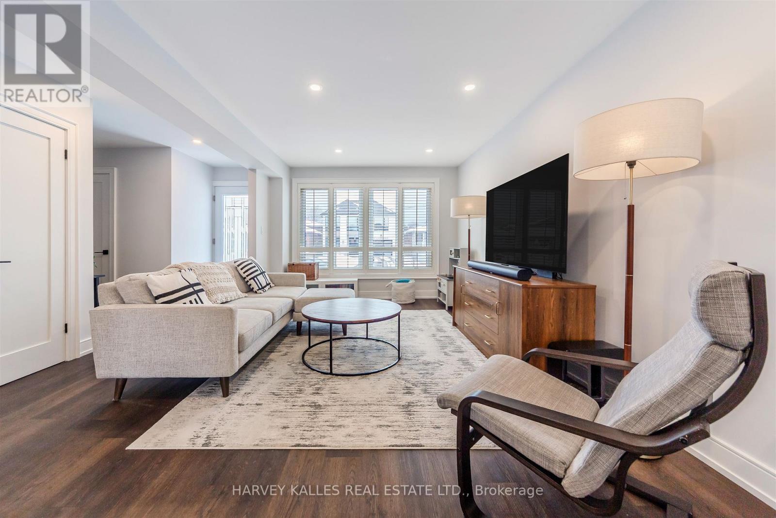 1148 Alexandra Avenue, Mississauga, Ontario  L5E 2A5 - Photo 9 - W12801060