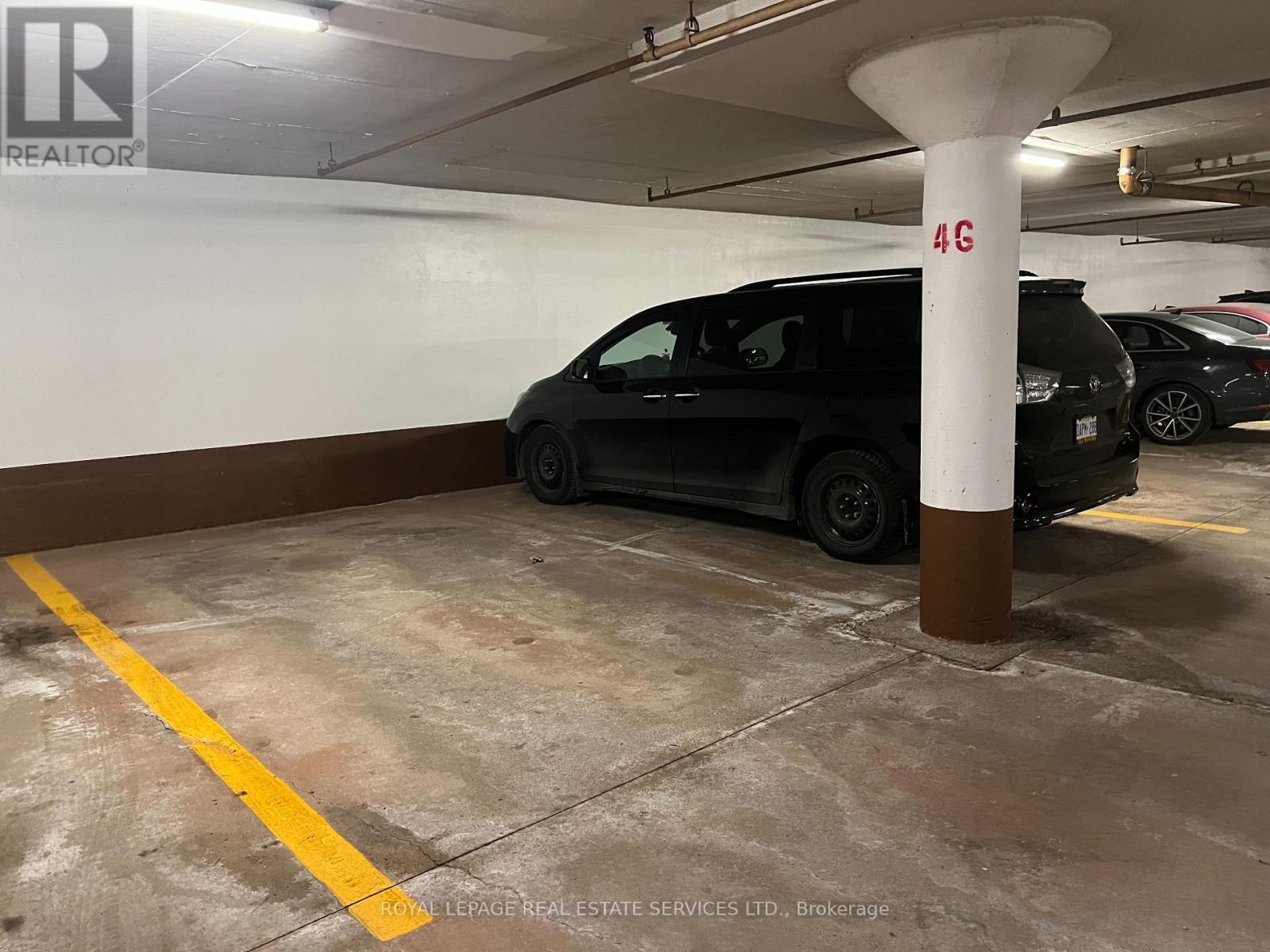 105 - 965 Inverhouse Drive, Mississauga (Clarkson), Ontario  L5J 4B4 - Photo 33 - W12792622