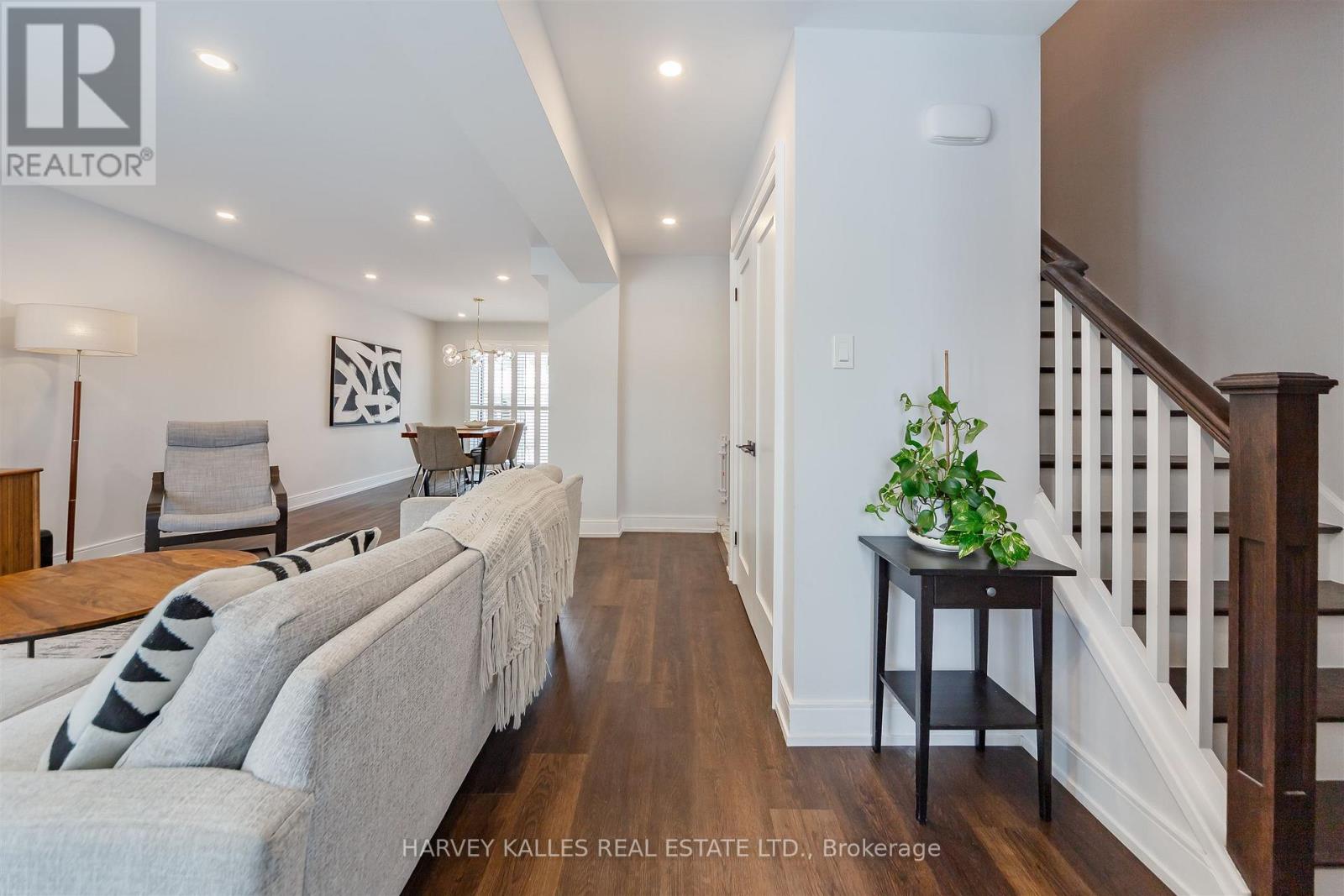 1148 Alexandra Avenue, Mississauga, Ontario  L5E 2A5 - Photo 6 - W12801060