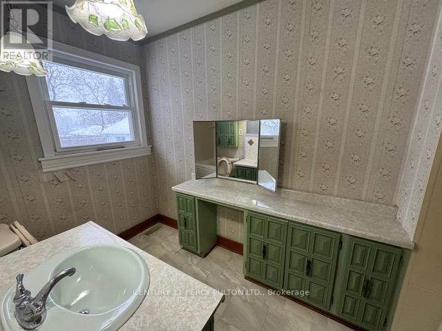 Main - 71 Prince Of Wales Drive, Belleville (Belleville Ward), Ontario  K8P 2T6 - Photo 14 - X12801328