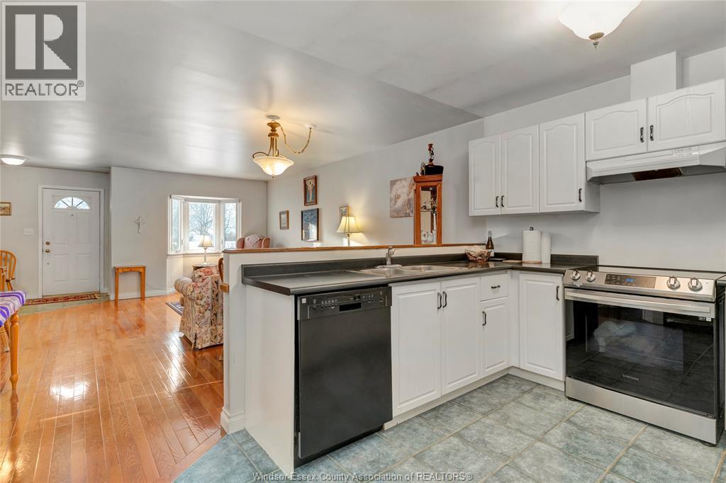 550 Rodfam Drive, Windsor, Ontario N9G 2W1 - Photo 7 - 26003547