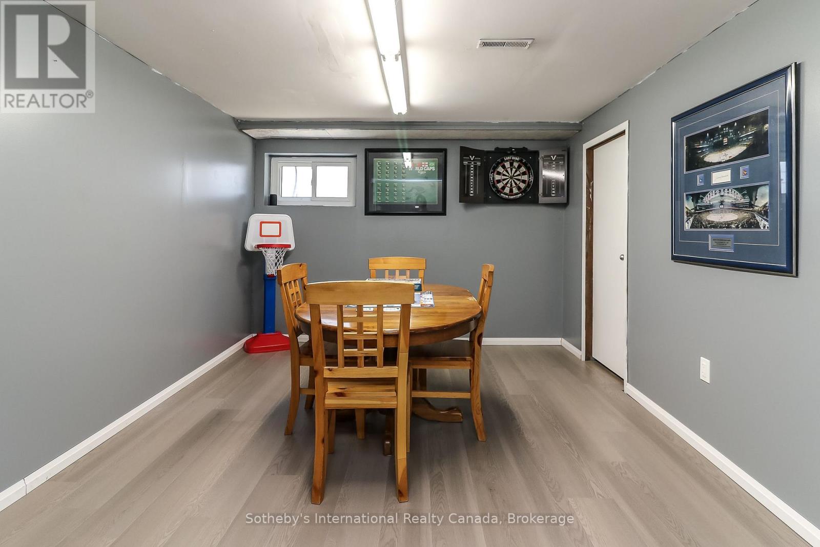 33 Parkwood Drive, Wasaga Beach, Ontario  L9Z 2T2 - Photo 28 - S12801442