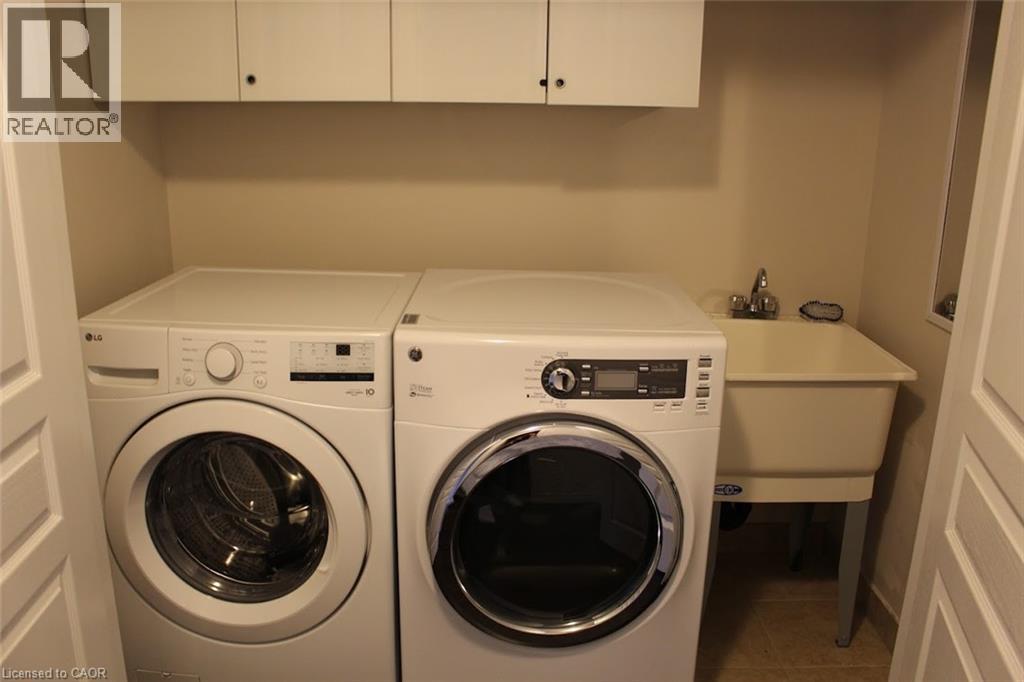 27 Waterbridge Street, Stoney Creek, Ontario  L8J 0E3 - Photo 13 - 40794492