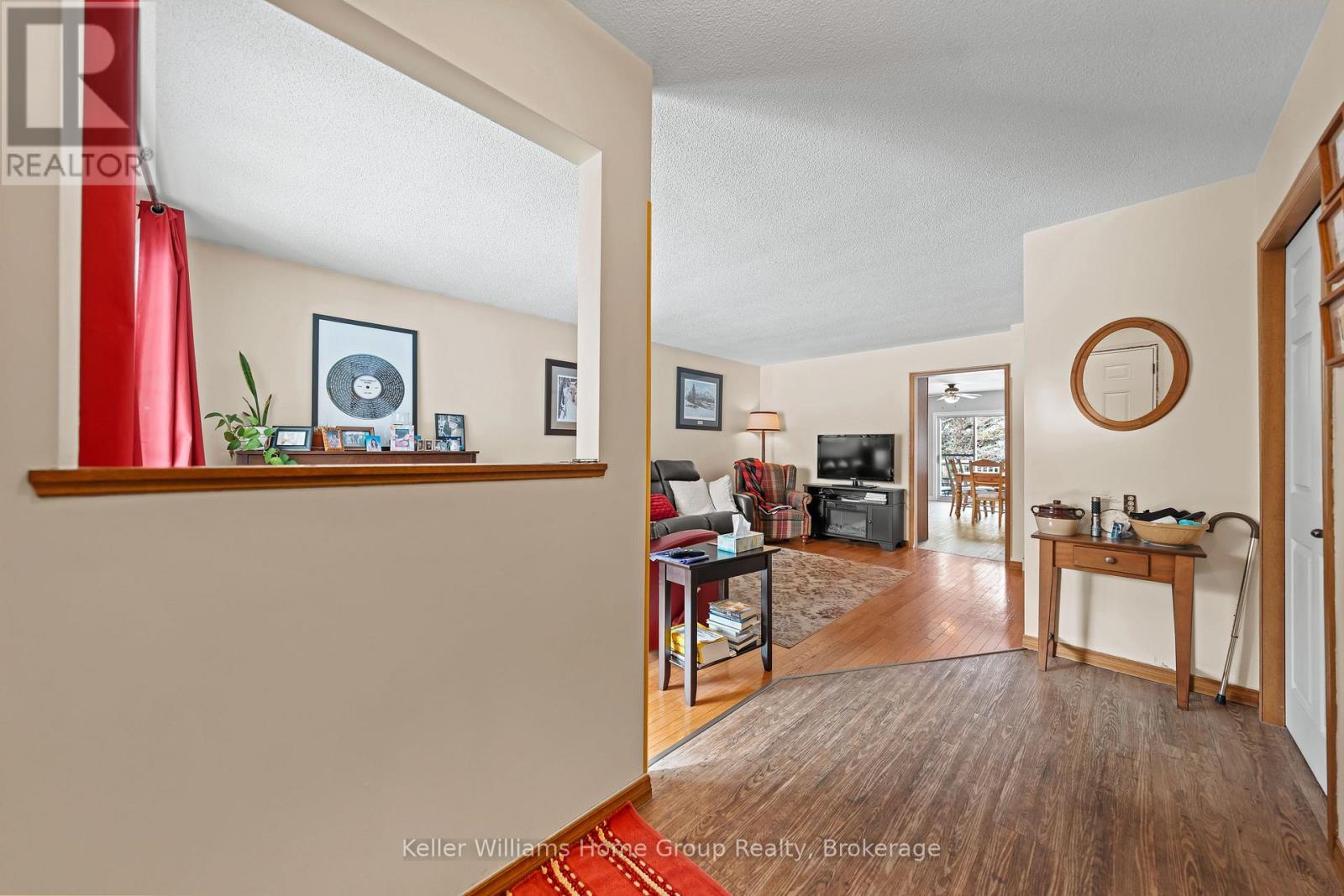 423 King Street E, Wellington North, Ontario  N0G 2L2 - Photo 10 - X12801478