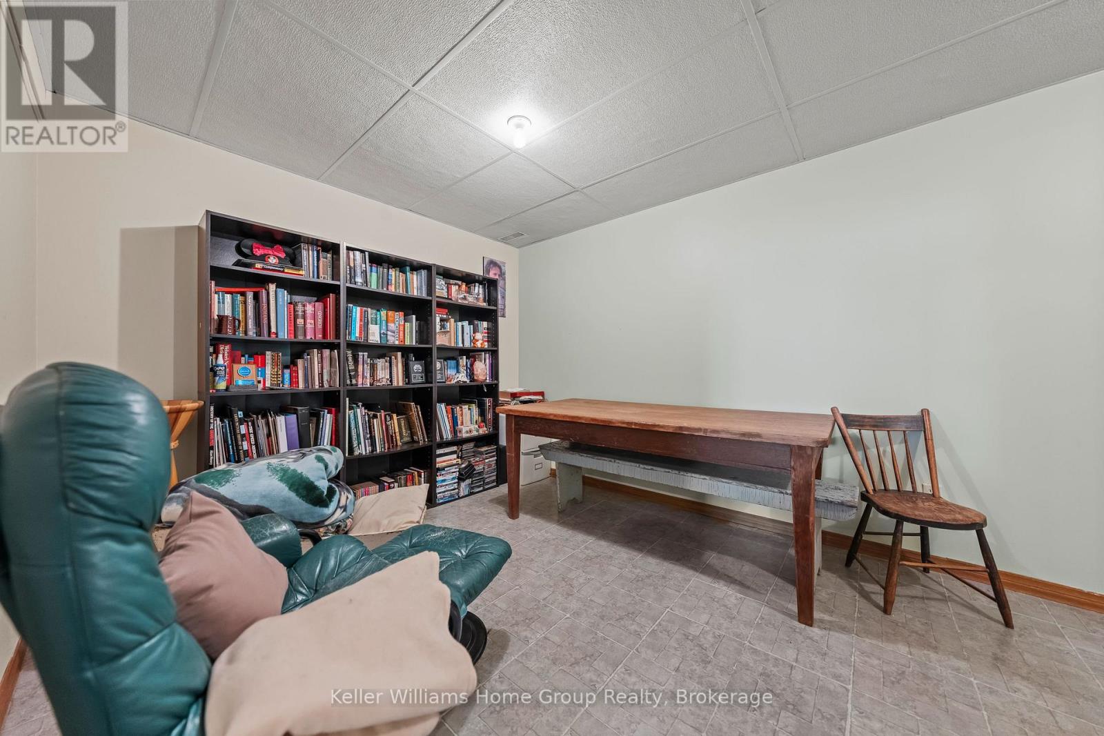 423 King Street E, Wellington North, Ontario  N0G 2L2 - Photo 30 - X12801478