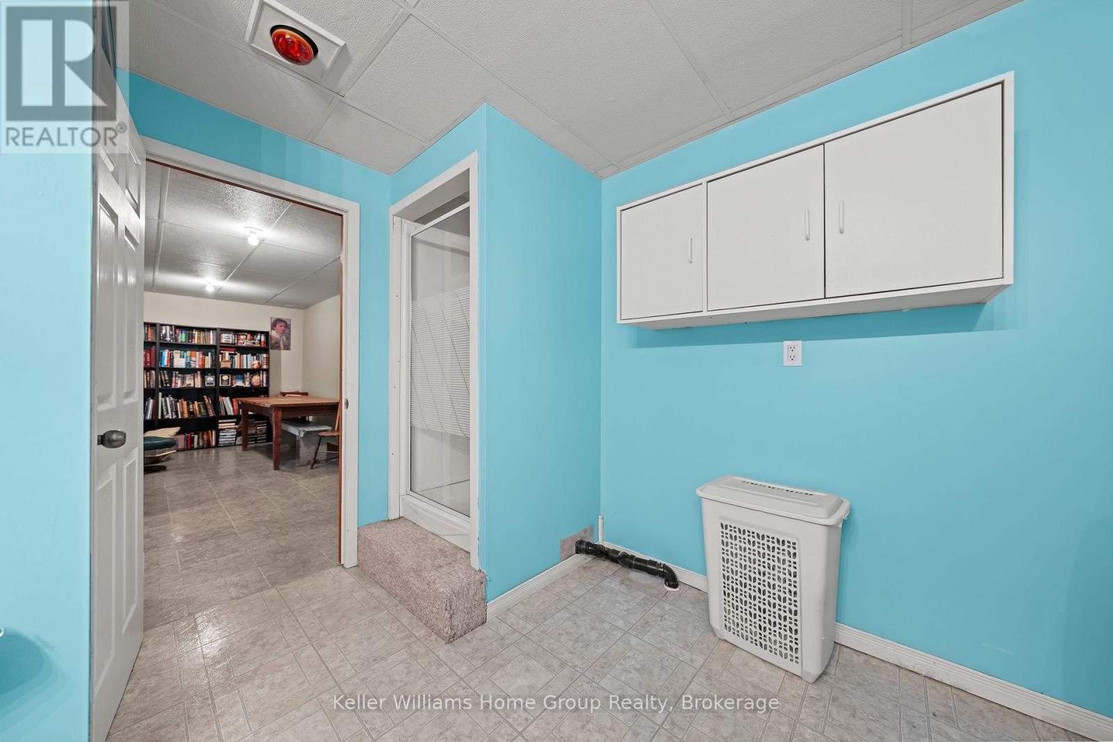 423 King Street E, Wellington North, Ontario  N0G 2L2 - Photo 33 - X12801478