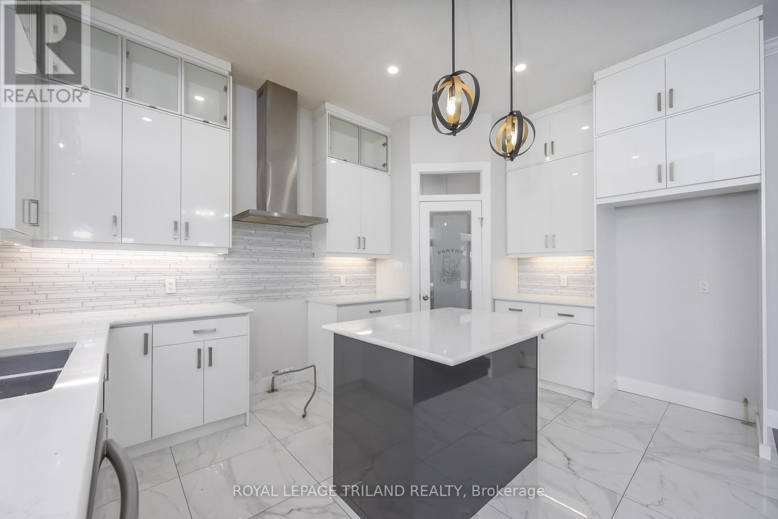 4142 Campbell Street N, London South, Ontario  N6P 0H5 - Photo 11 - X12801424