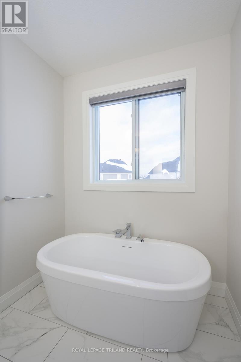 4142 Campbell Street N, London South, Ontario  N6P 0H5 - Photo 19 - X12801424