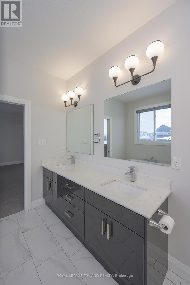 4142 Campbell Street N, London South, Ontario  N6P 0H5 - Photo 21 - X12801424