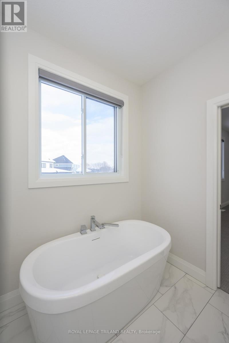 4142 Campbell Street N, London South, Ontario  N6P 0H5 - Photo 22 - X12801424