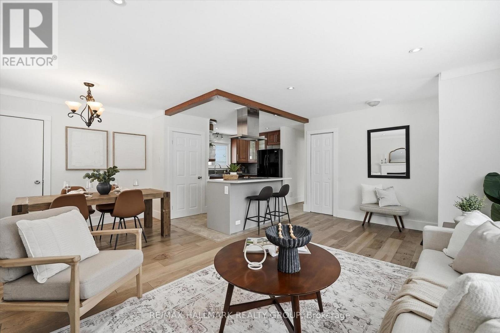 26 Florette Street, Ottawa, Ontario  K1J 7L4 - Photo 6 - X12801420