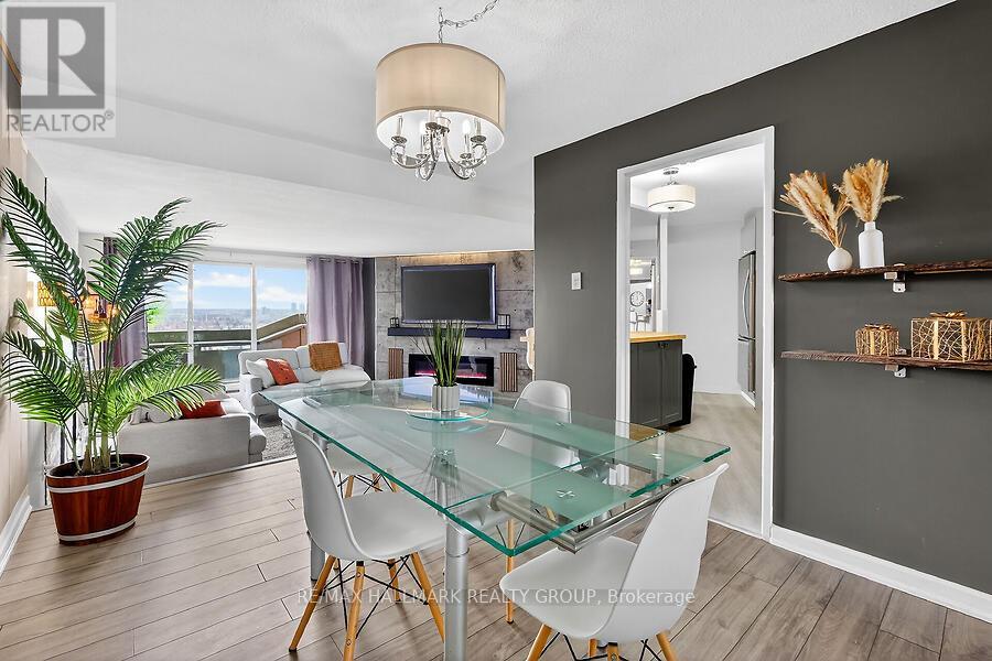 2505 - 1171 Ambleside Drive, Ottawa, Ontario  K2B 8E1 - Photo 10 - X12801466