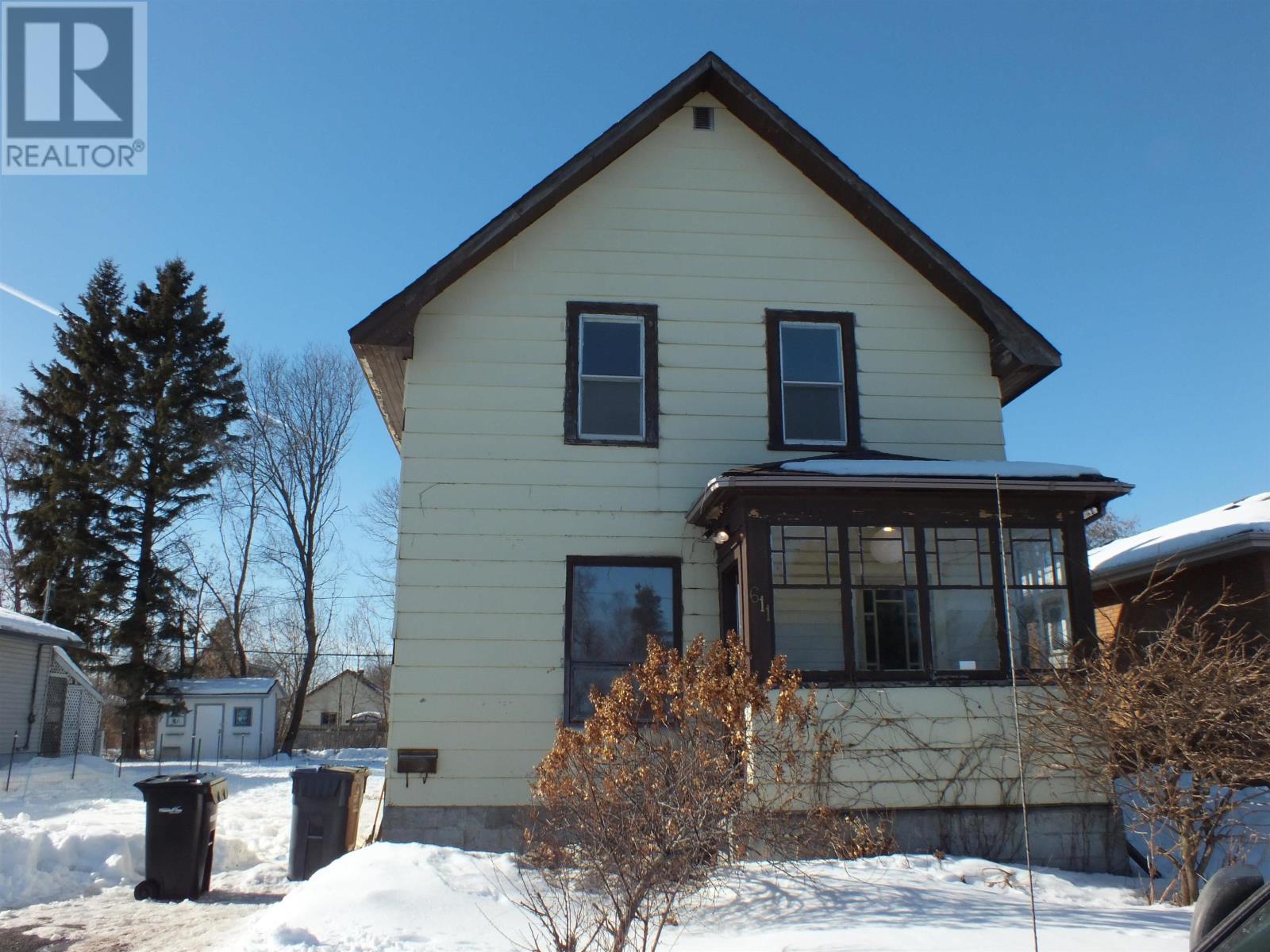 611 Vickers St, Thunder Bay, Ontario  P7C 4B6 - Photo 2 - TB2600253