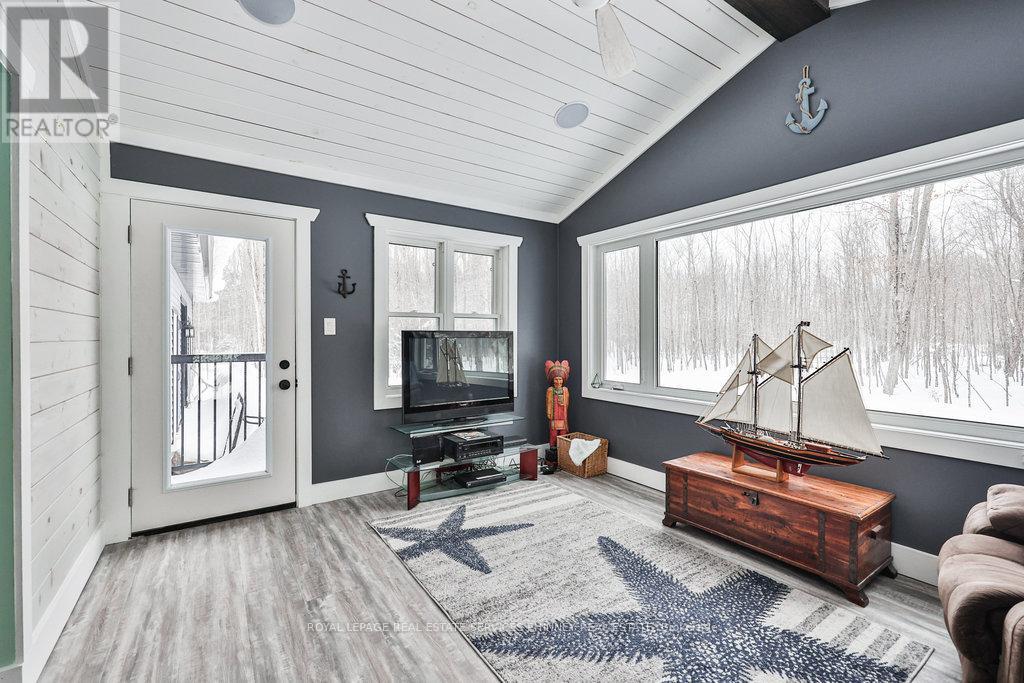 1068 Xavier Street, Gravenhurst, Ontario  P0E 1G0 - Photo 18 - X12797880