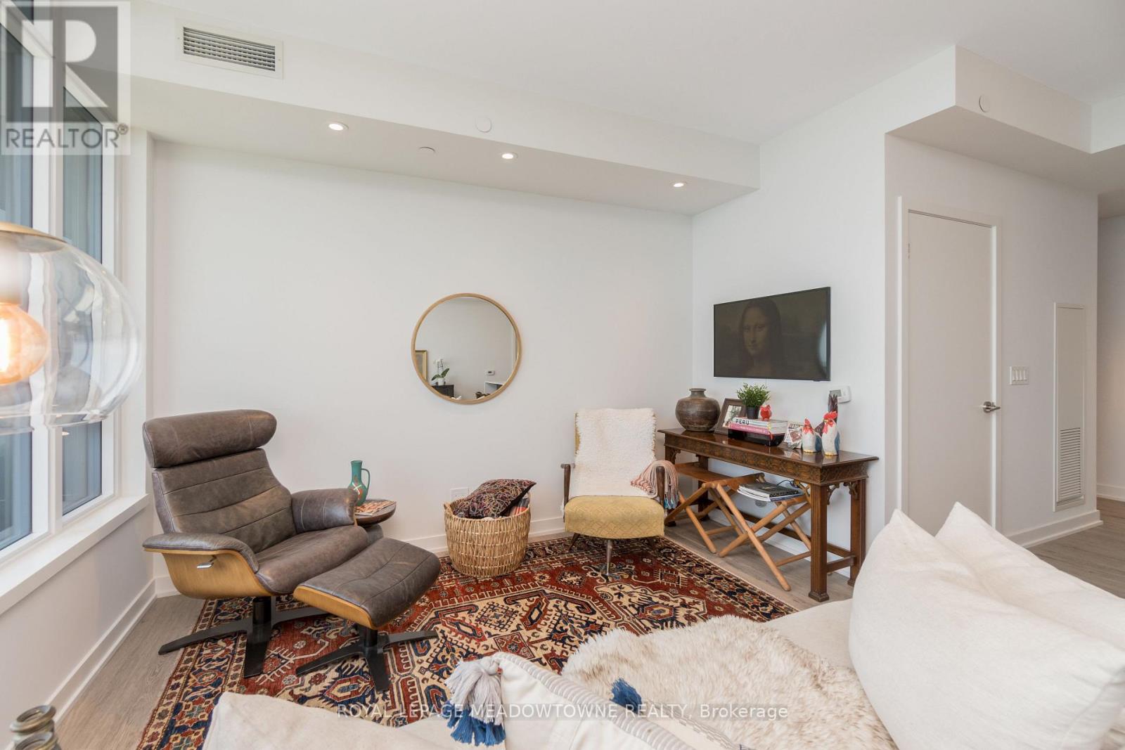 2307 - 1926 Lake Shore Boulevard W, Toronto, Ontario  M6S 1A1 - Photo 11 - W12751118