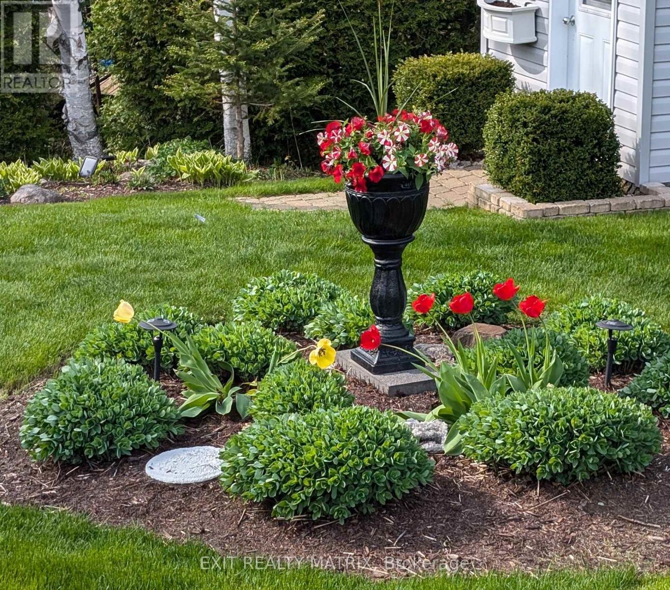 636 Front Road, Champlain, Ontario  K0B 1K0 - Photo 42 - X12798014