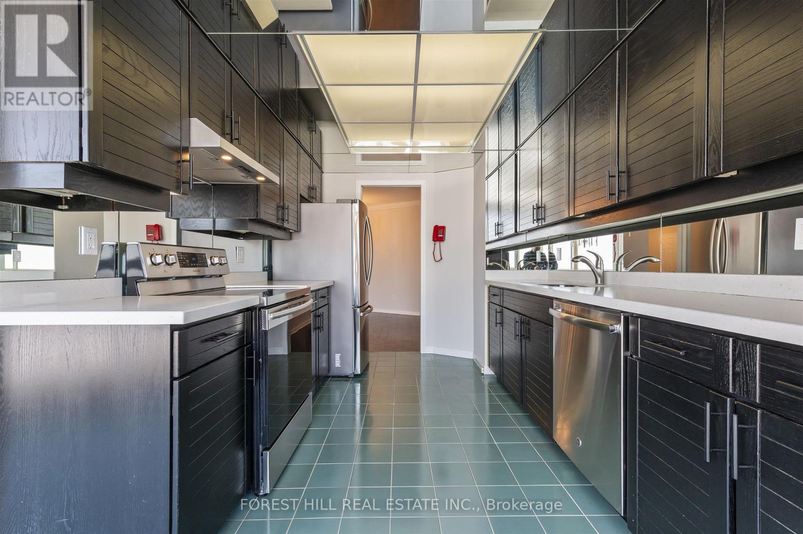 2305 - 85 SKYMARK DRIVE Toronto (Hillcrest Village), ON M2H 3P2