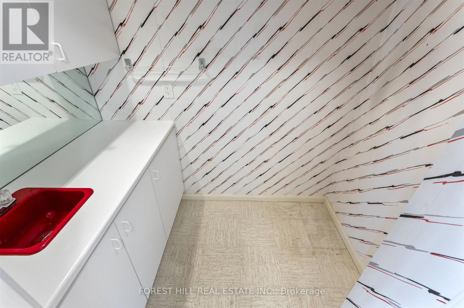 2305 - 85 SKYMARK DRIVE Toronto (Hillcrest Village), ON M2H 3P2