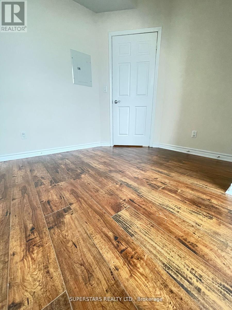 2010 - 18 Holmes Avenue, Toronto, Ontario  M2N 0E1 - Photo 10 - C12801388