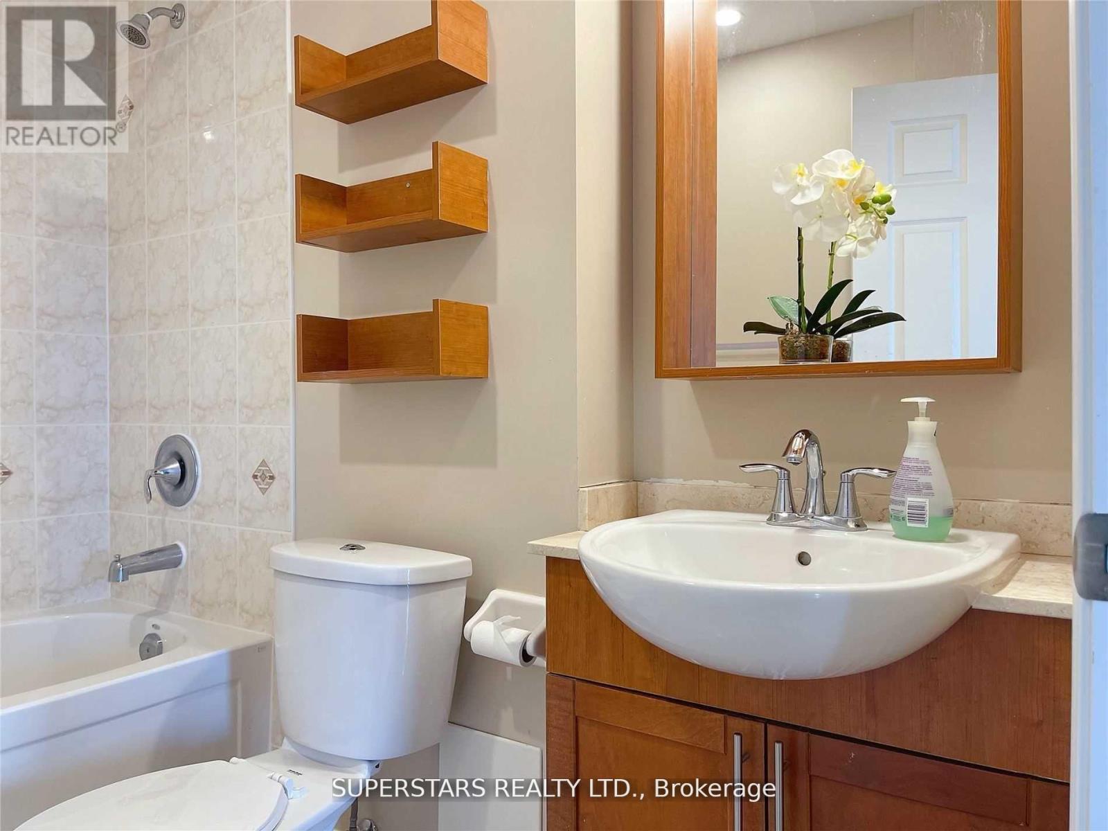 2010 - 18 Holmes Avenue, Toronto, Ontario  M2N 0E1 - Photo 11 - C12801388