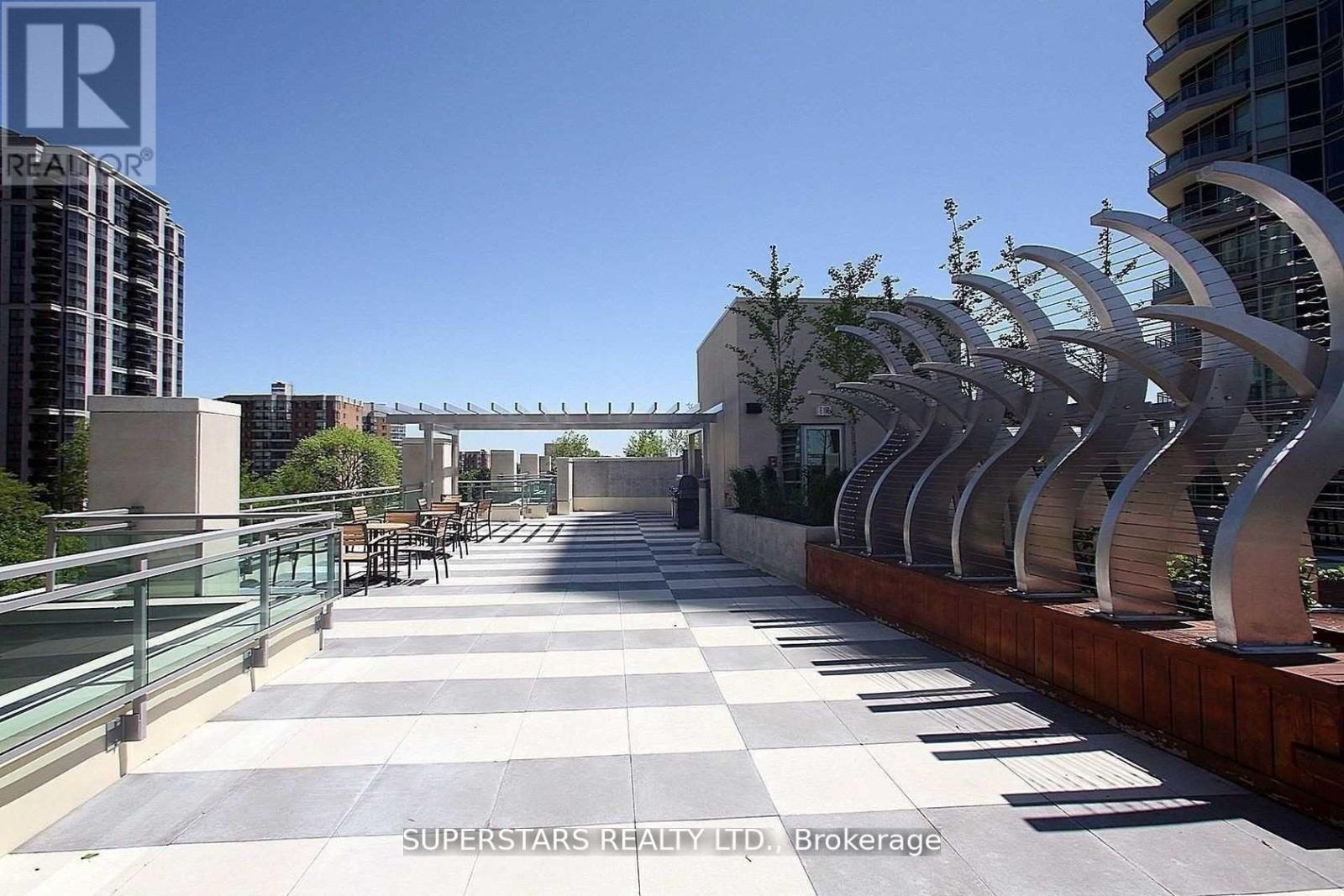 2010 - 18 Holmes Avenue, Toronto, Ontario  M2N 0E1 - Photo 3 - C12801388