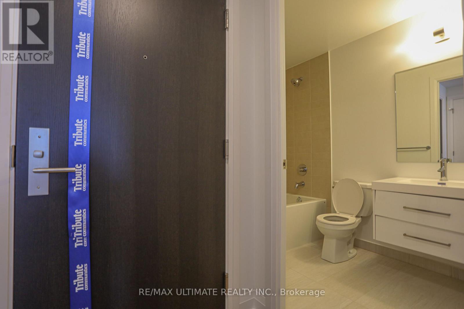 1101 - 403 Church Street, Toronto, Ontario  M5B 1L6 - Photo 14 - C12801392