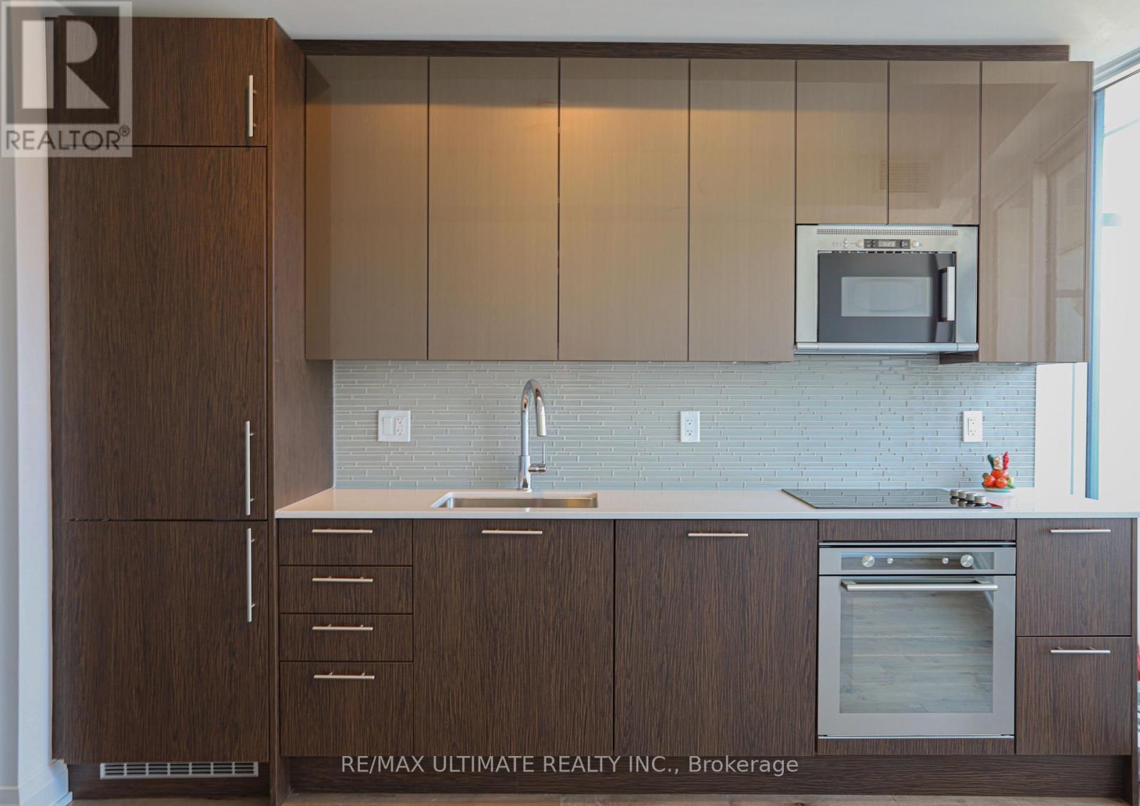 1101 - 403 Church Street, Toronto, Ontario  M5B 1L6 - Photo 2 - C12801392