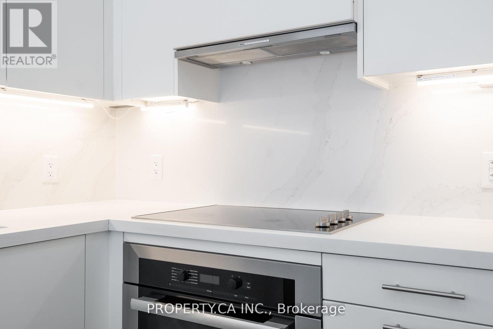 3 - 17 Greenbriar Road, Toronto, Ontario  M2K 0G7 - Photo 12 - C12801456