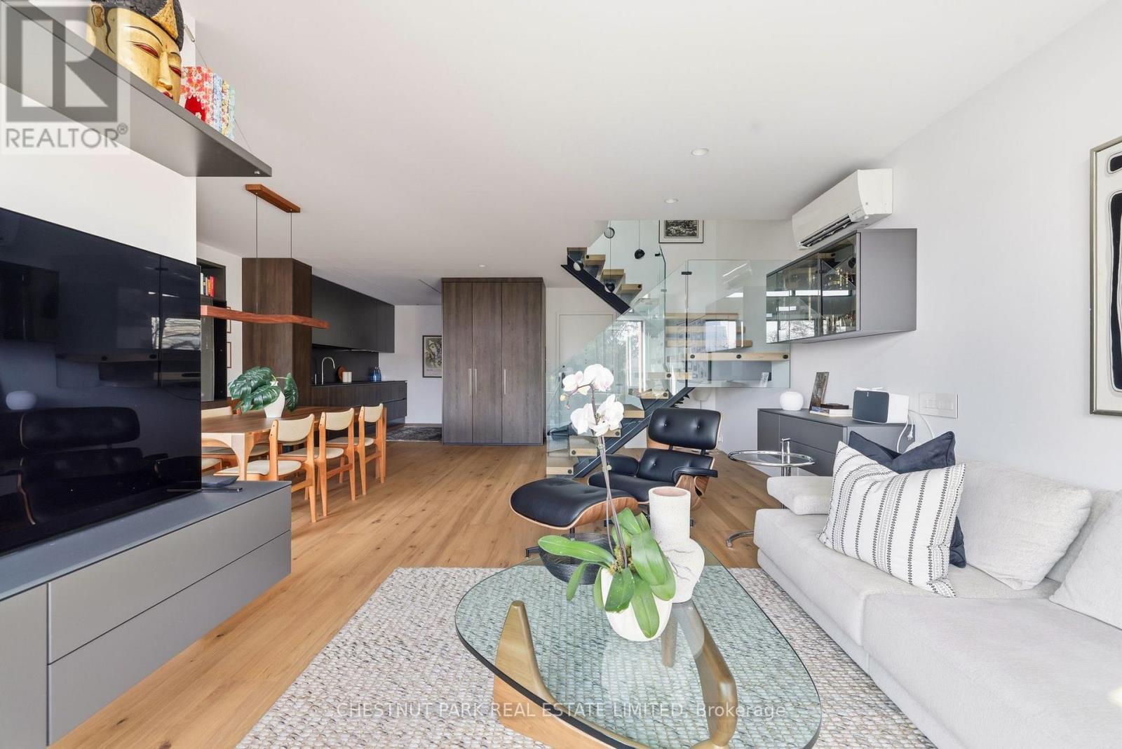 327 - 40 Oaklands Avenue, Toronto, Ontario  M4V 2Z3 - Photo 11 - C12801464