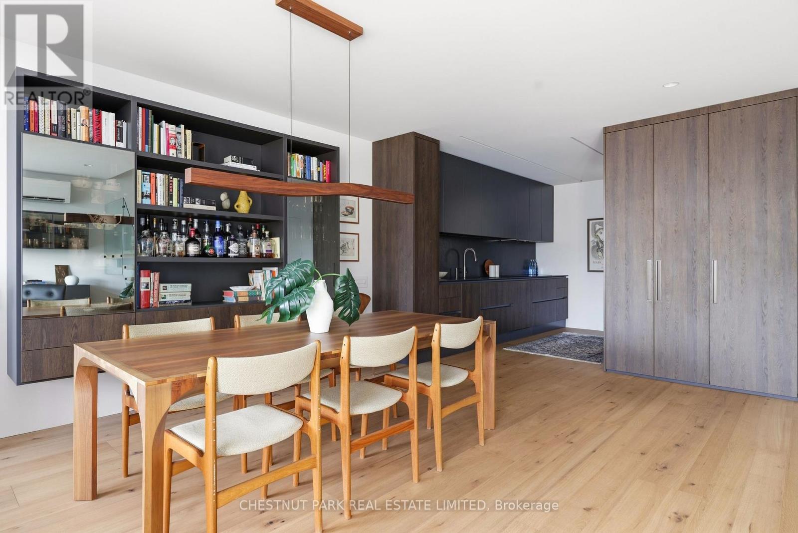 327 - 40 Oaklands Avenue, Toronto, Ontario  M4V 2Z3 - Photo 12 - C12801464