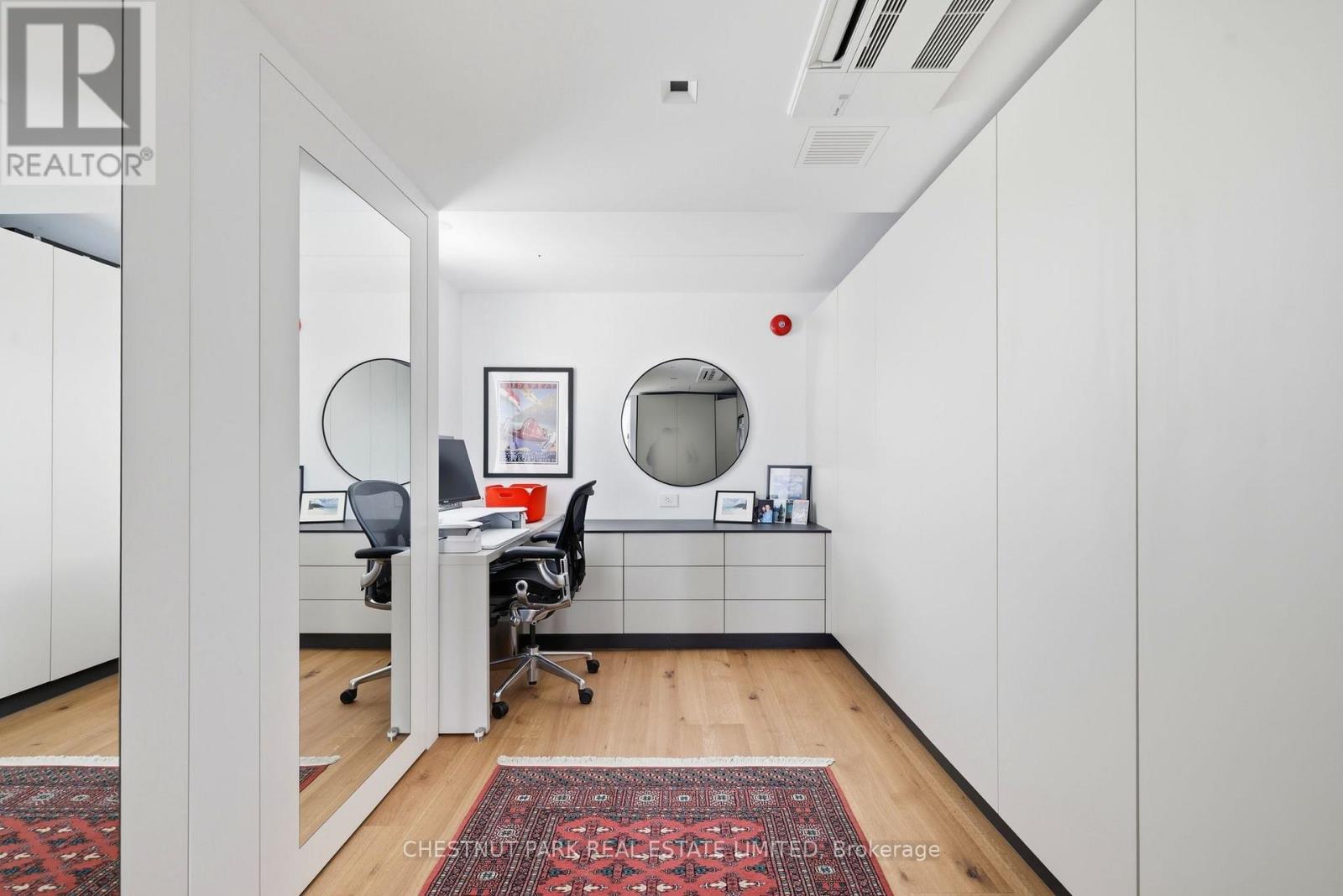 327 - 40 Oaklands Avenue, Toronto, Ontario  M4V 2Z3 - Photo 27 - C12801464