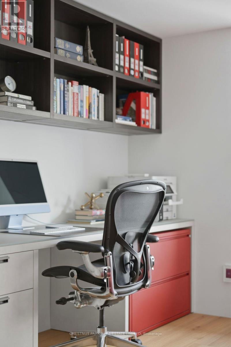 327 - 40 Oaklands Avenue, Toronto, Ontario  M4V 2Z3 - Photo 28 - C12801464