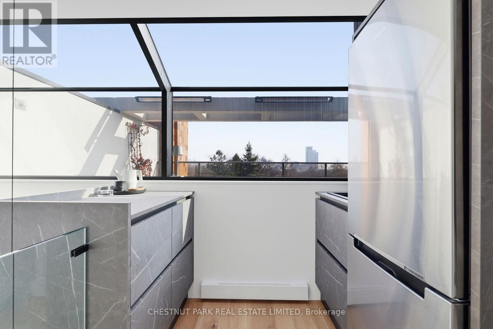 327 - 40 Oaklands Avenue, Toronto, Ontario  M4V 2Z3 - Photo 31 - C12801464