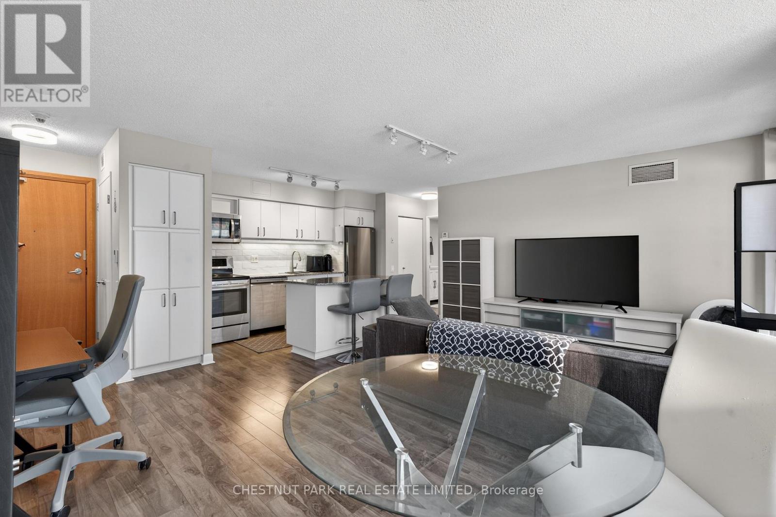 506 - 33 Sheppard Avenue E, Toronto, Ontario  M2N 7K1 - Photo 4 - C12801492