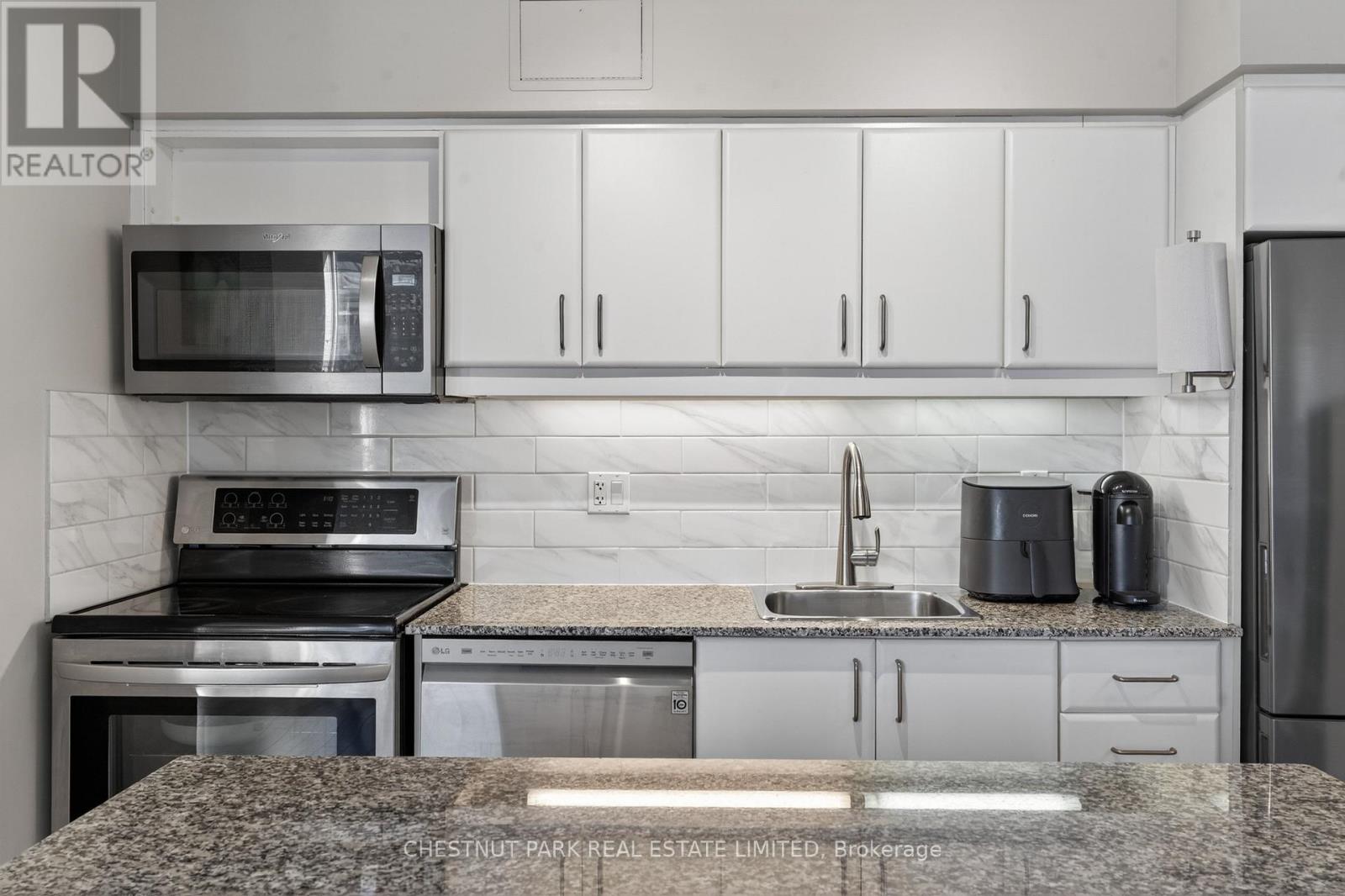 506 - 33 Sheppard Avenue E, Toronto, Ontario  M2N 7K1 - Photo 8 - C12801492