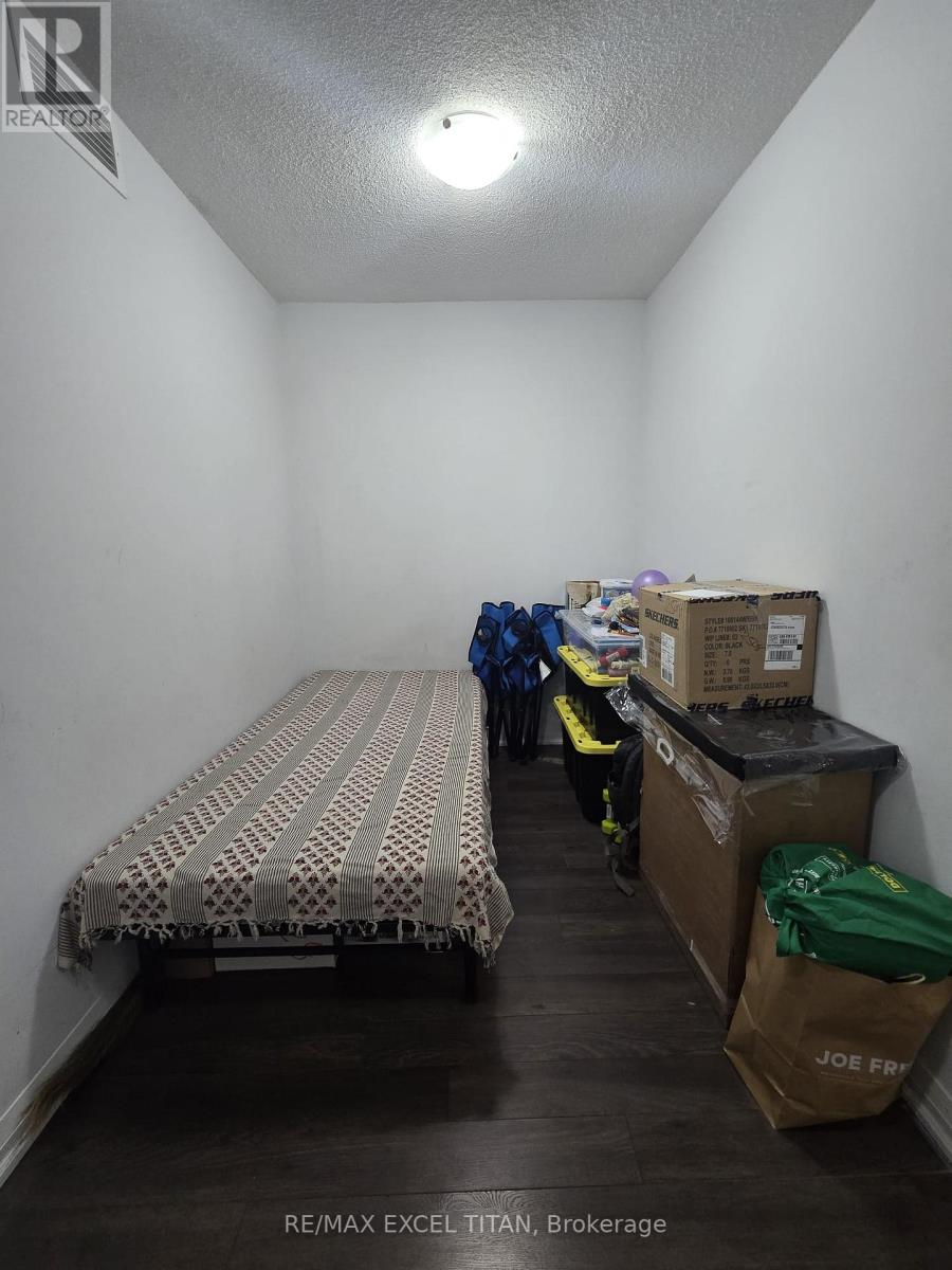 2508 - 30 Meadowglen Place, Toronto, Ontario  M1G 0A6 - Photo 3 - E12801396