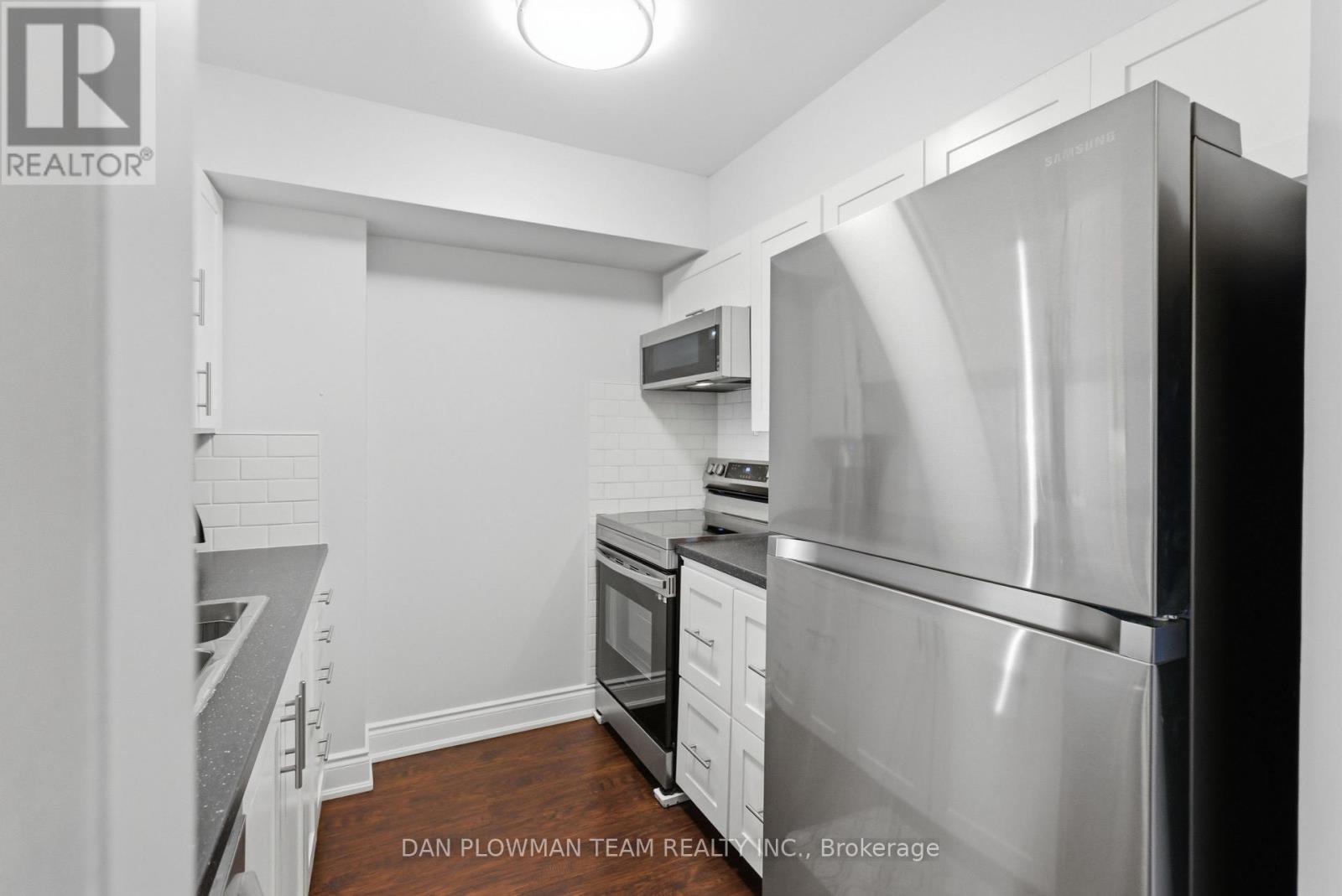 314 - 1665 Pickering Parkway, Pickering (Village East), Ontario  L1V 6L4 - Photo 5 - E12801438