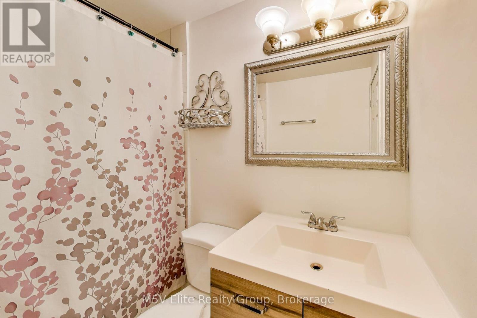 2 - 105 Dovedale Drive, Whitby, Ontario L1N 1Z7 - Photo 17 - E12801448