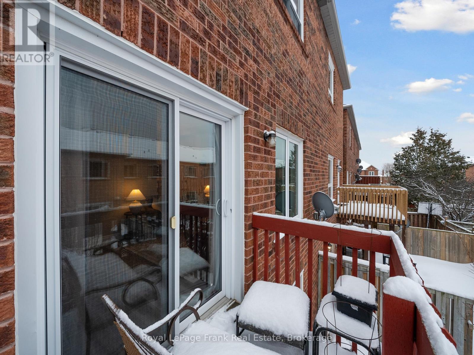 11 - 1995 Pinegrove Avenue, Pickering, Ontario  L1V 6W4 - Photo 8 - E12801452