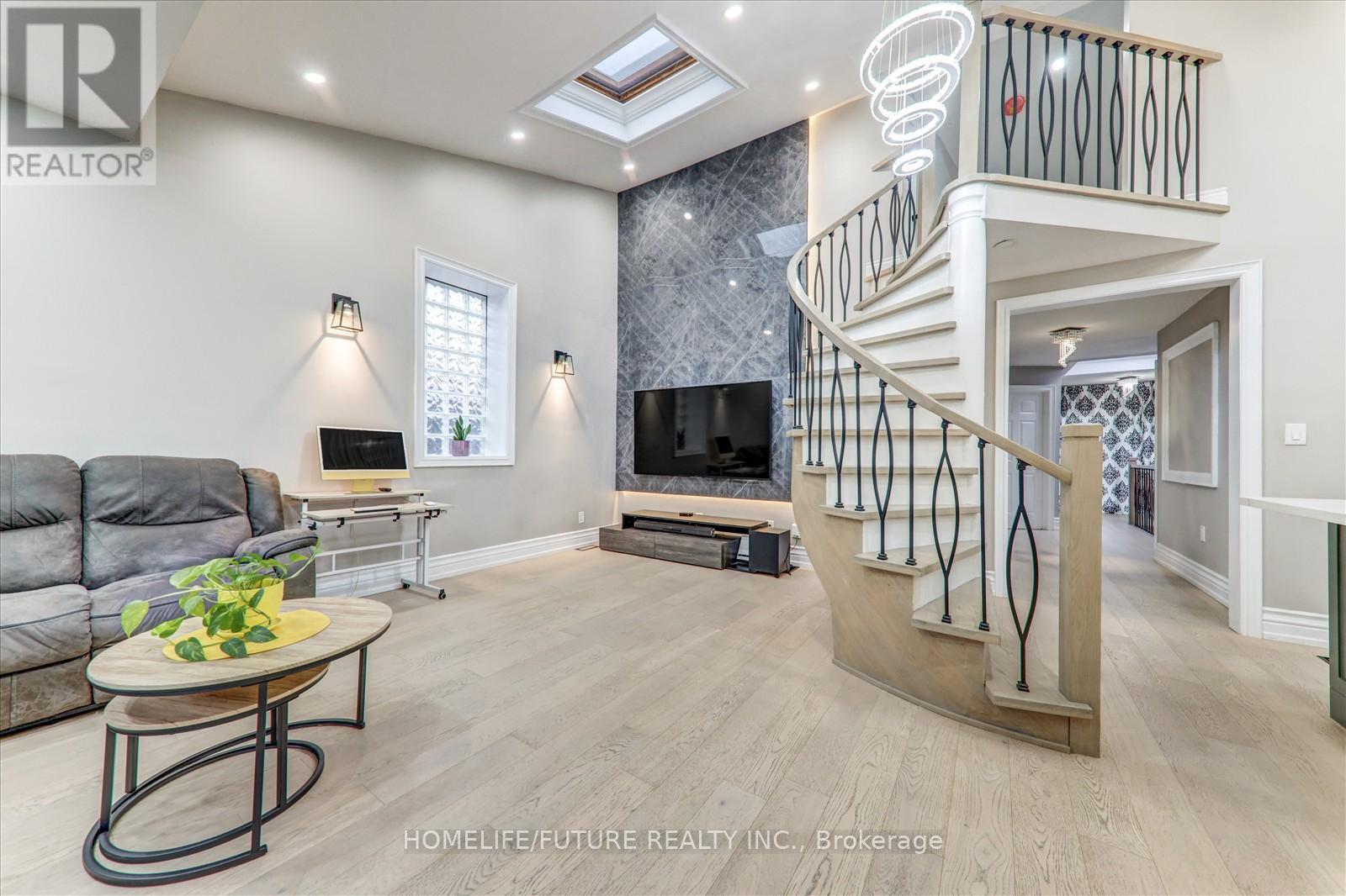 585 Wilson Road N, Oshawa, Ontario  L1G 6E8 - Photo 8 - E12801512