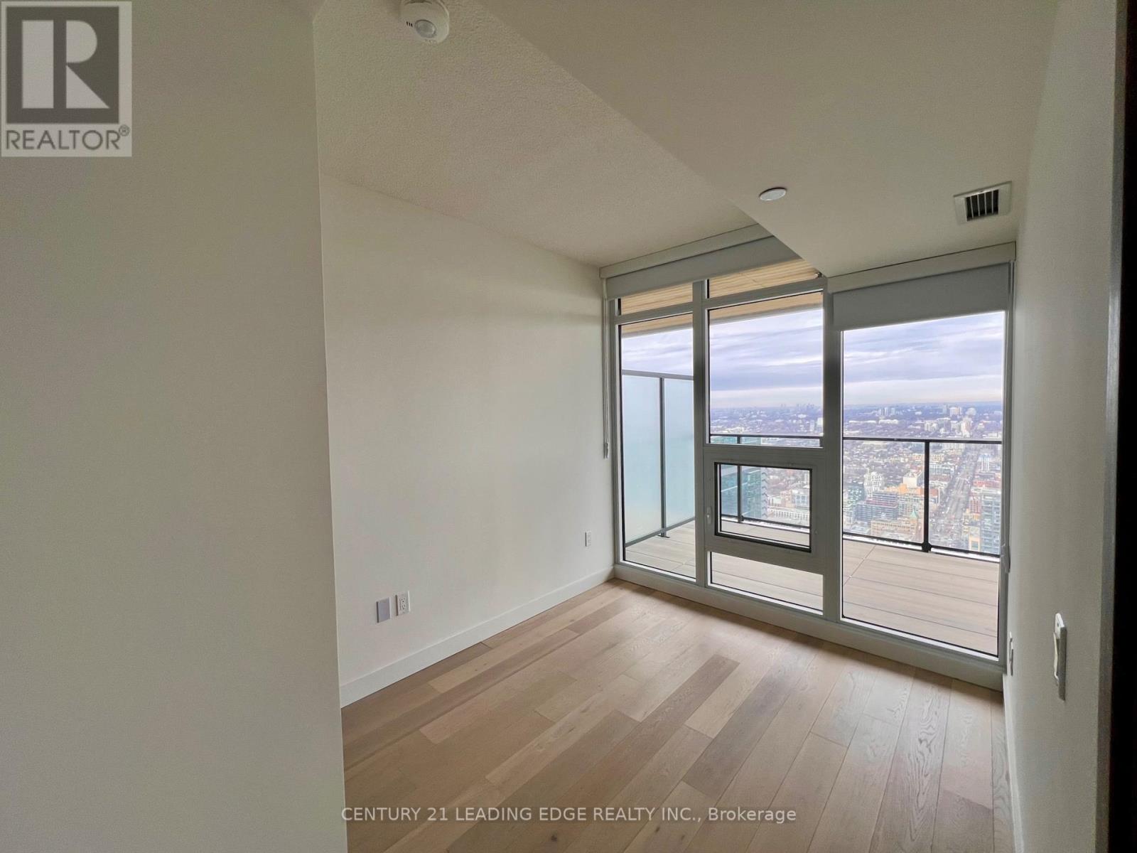 7103 - 3 Concord City Place Way, Toronto, Ontario  M5V 0X4 - Photo 8 - C12767096