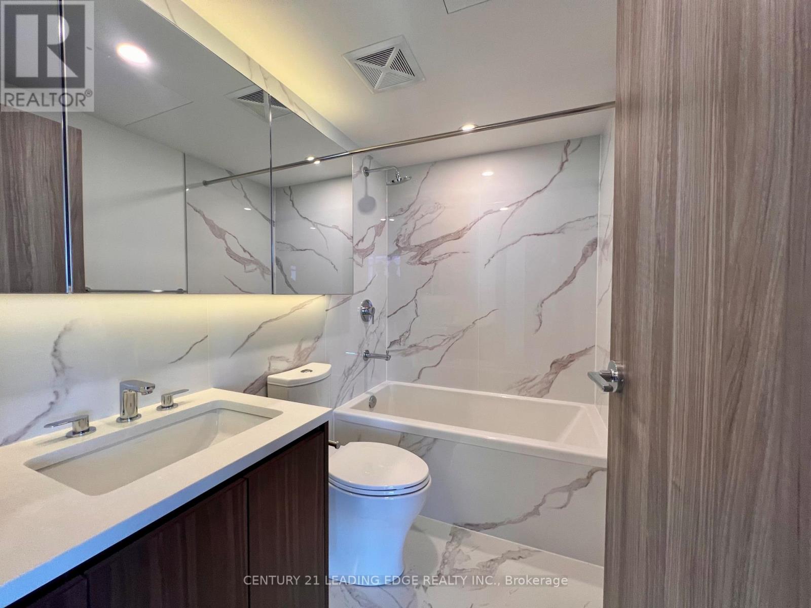 7103 - 3 Concord City Place Way, Toronto, Ontario  M5V 0X4 - Photo 10 - C12767096