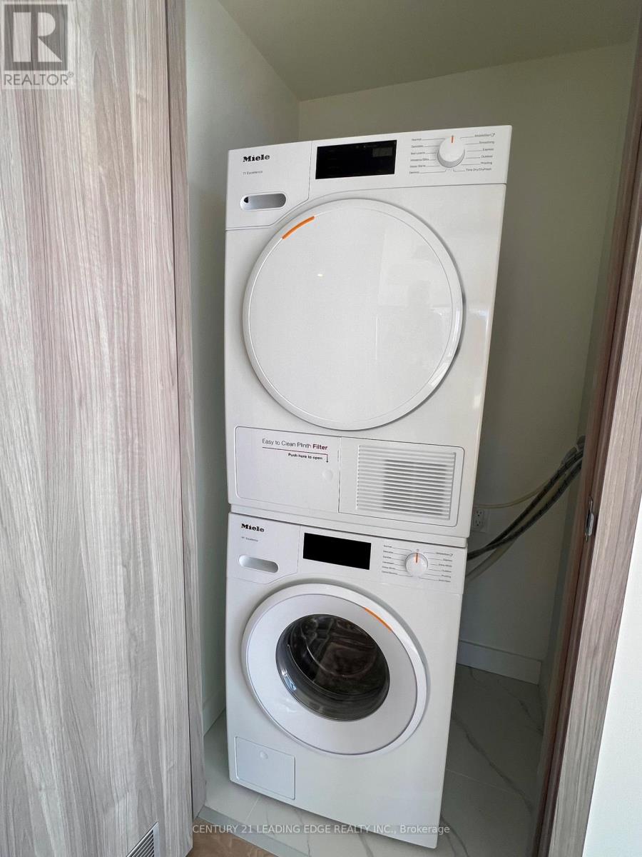 7103 - 3 Concord City Place Way, Toronto, Ontario  M5V 0X4 - Photo 13 - C12767096