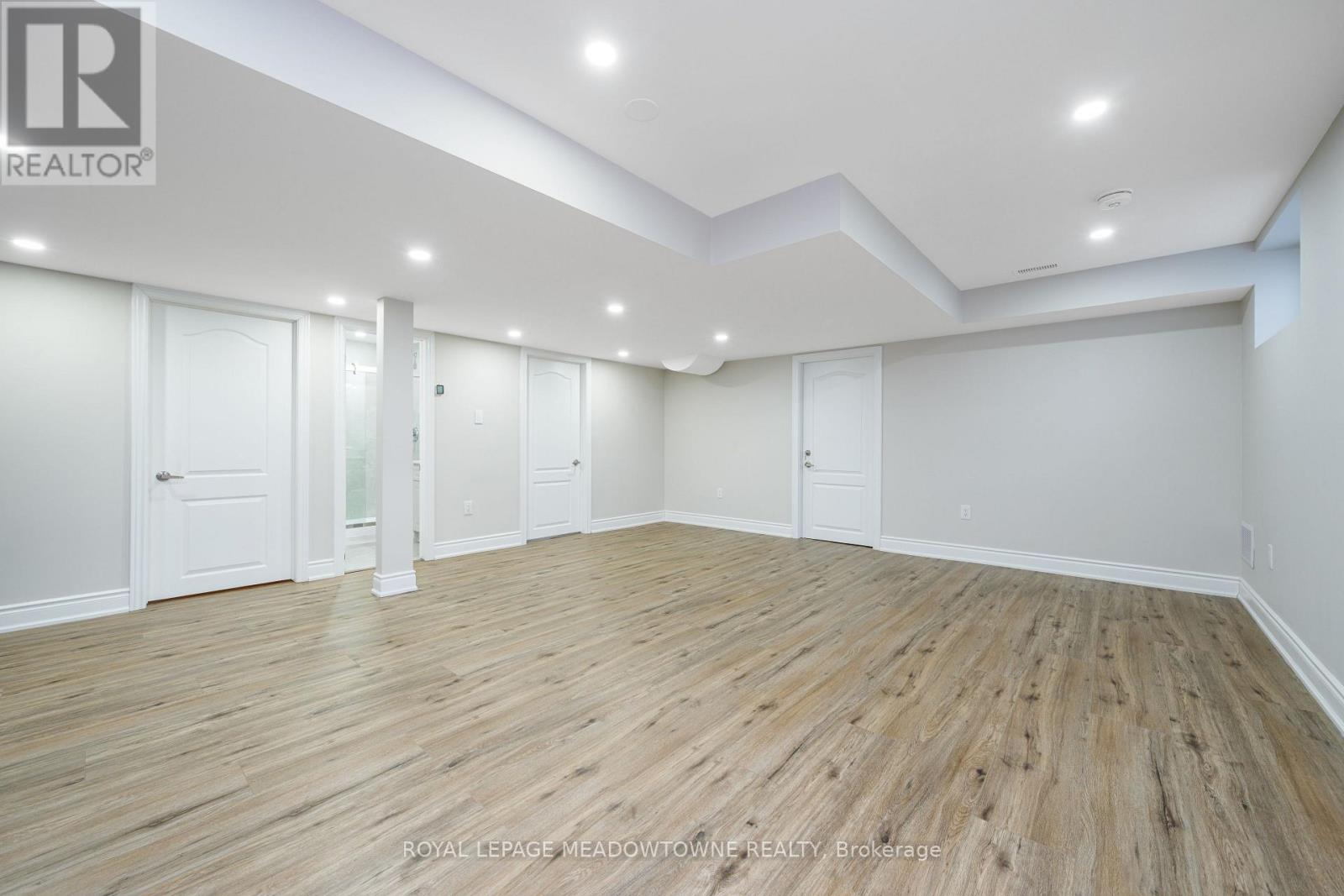 Bsmt - 54 Meadowglen Boulevard, Halton Hills, Ontario  L7G 6J7 - Photo 8 - W12712924