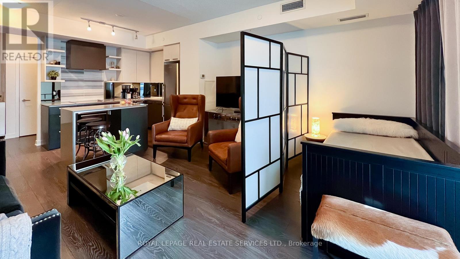 1116 - 1830 Bloor Street W, Toronto, Ontario  M6P 0A2 - Photo 14 - W12800122